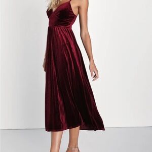 Burgundy velvet sleeveless pleated midi dress